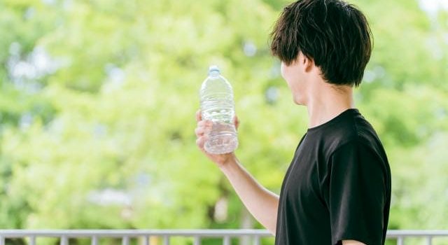 業務効率と安全を劇的に変えるガラス容器の秘密と注意点 業務効率と安全を劇的に変えるガラス容器の秘密と注意点